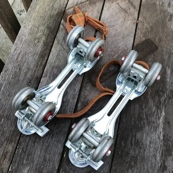 Vintage Metal Roller Skates Adjustable Ankle Strap No 63 Globe-Union Inc No Key - Picture 17 of 17